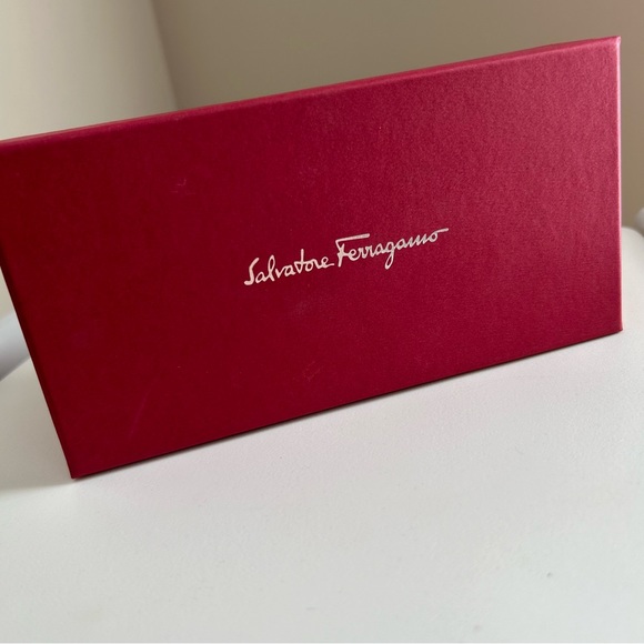 Salvatore Ferragamo XL black hard case - Picture 2 of 6